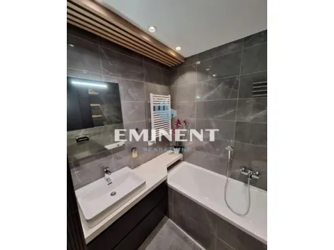 Prodaja, trosoban stan, 75m², Novi Beograd Blok 65, Novi Beograd Sve Podlokacije - image 17