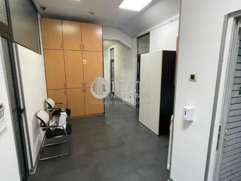 Prodaja, poslovni prostor, 205m², Bezanijska Kosa 1, Bežanijska Kosa Sve Podlokacije - image 6