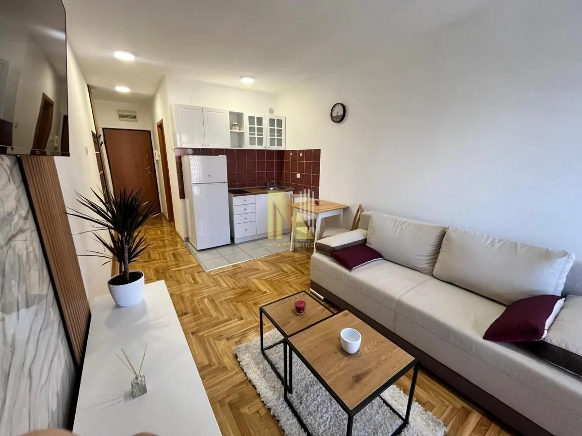Prodaja, garsonjera, 25m², Nova Detelinara, Novi Sad Sve Podlokacije