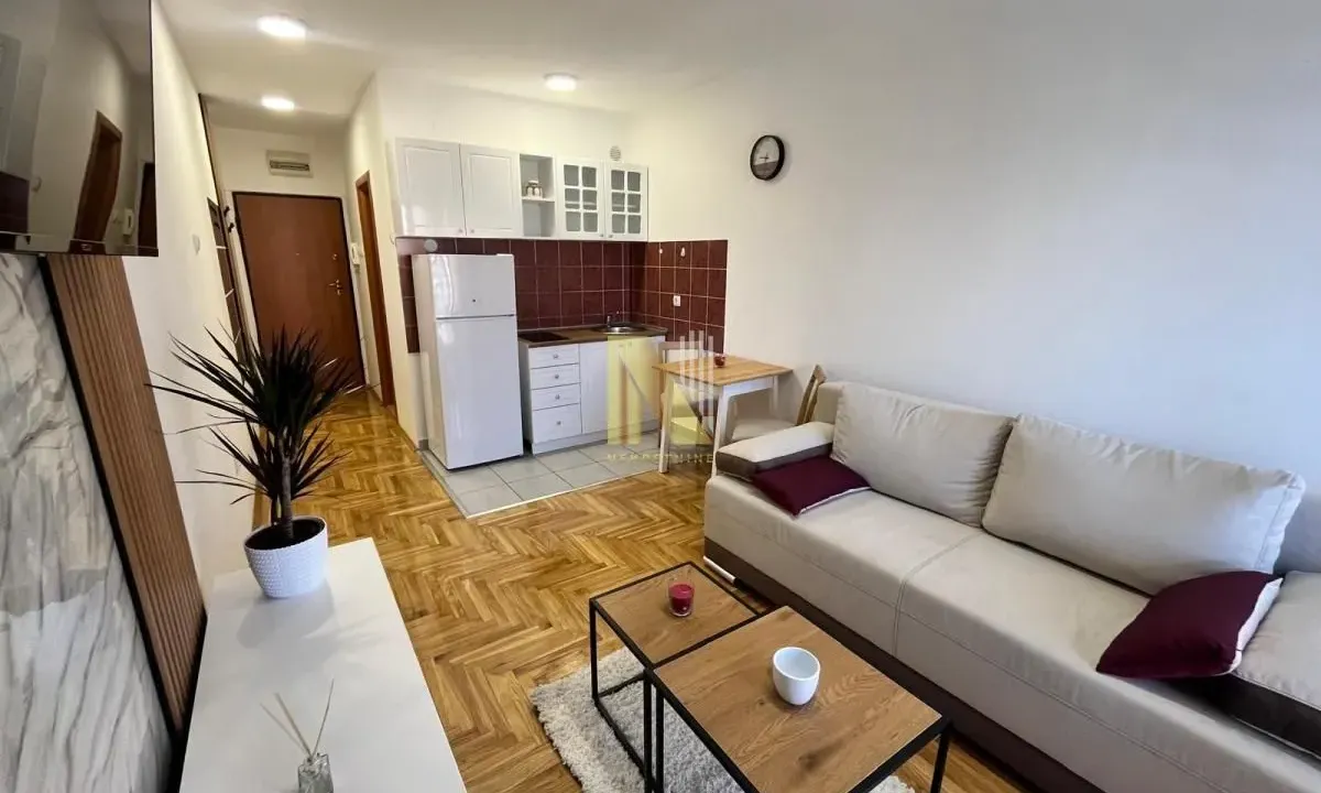 Prodaja, garsonjera, 25m², Nova Detelinara, Novi Sad Sve Podlokacije