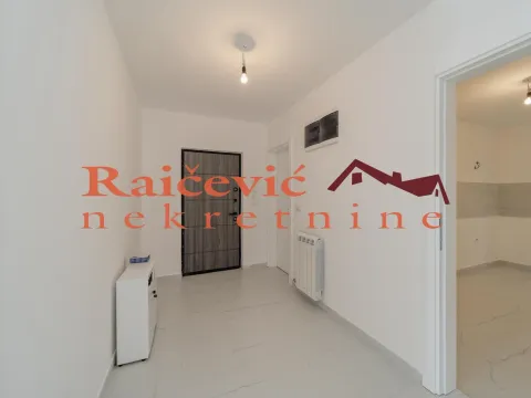 Sale, three bedroom apartment, 82m², Grocka, Beograd - image 7