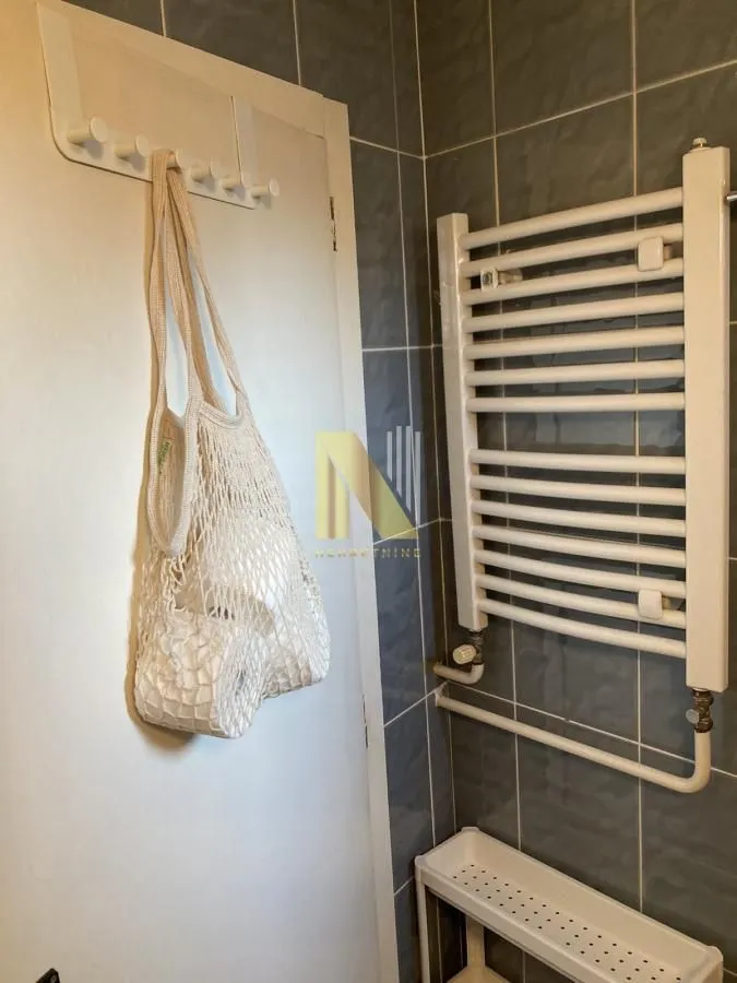 Izdavanje, garsonjera, 28m², Podbara, Novi Sad Sve Podlokacije