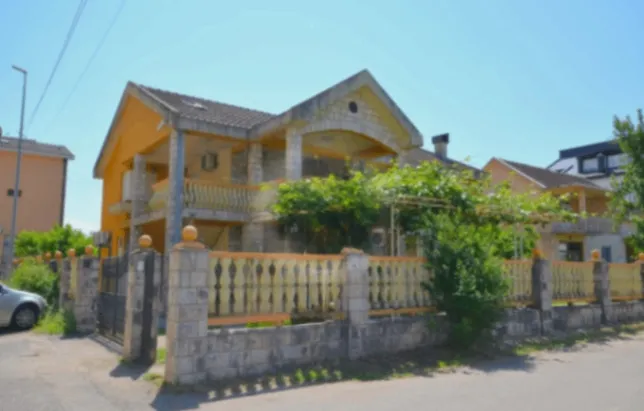 Rent, house, 250m², Stari Aerodrom, Podgorica