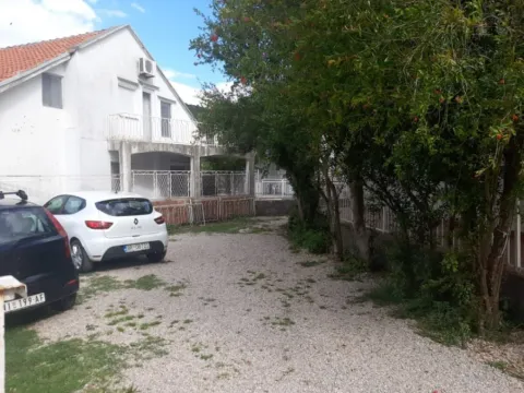 Prodaja, jednosoban stan, 38m², Petrovac, Budva