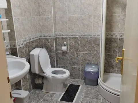 Rent, three bedroom apartment, 72m², Savski Venac, Beograd - image 18