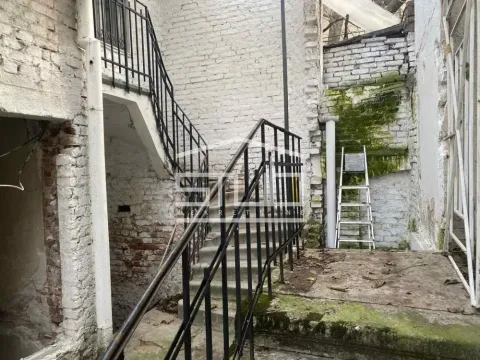 Izdavanje, kuća, 312m², Vračar Hram, Vračar Sve Podlokacije - image 15