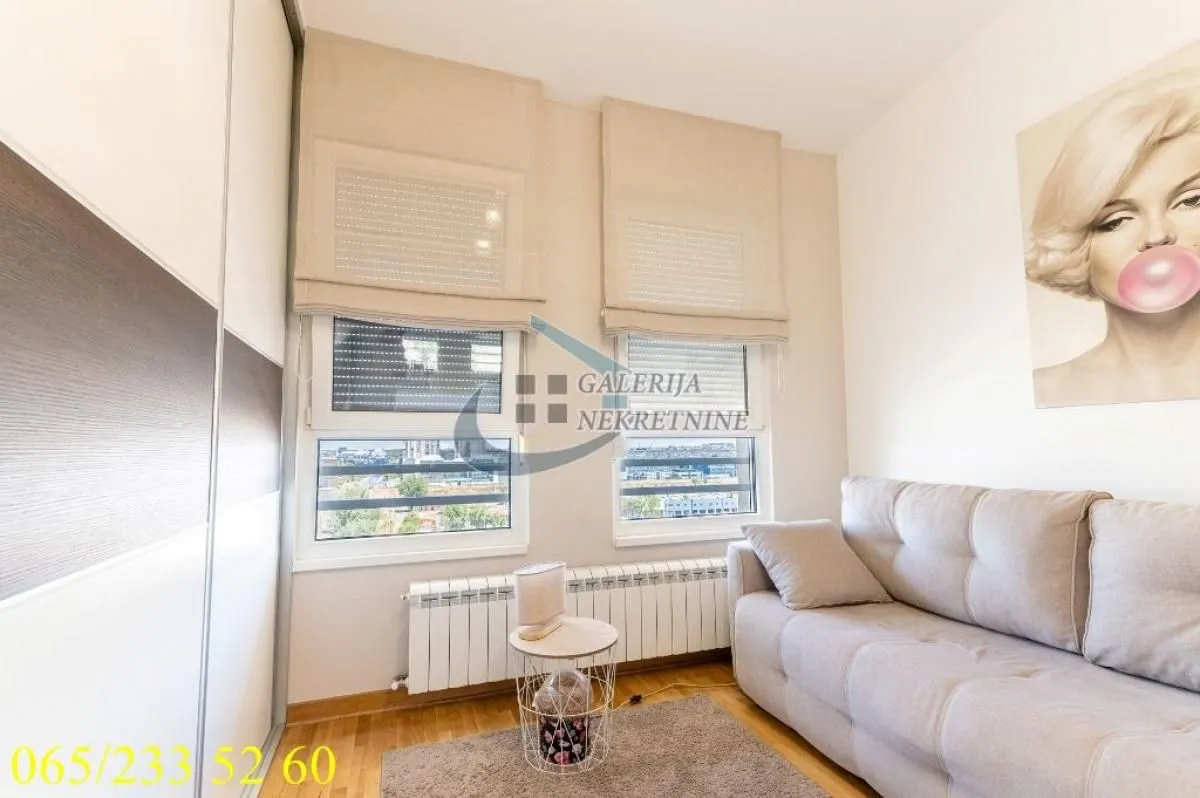 Sale, four bedroom apartment, 94m², Novi Beograd Blok 67, Novi Beograd Sve Podlokacije