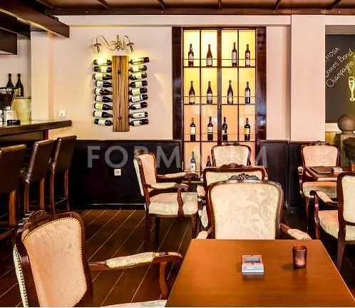 Izdavanje, ugostiteljski objekat, 90m², Savski Venac, Beograd