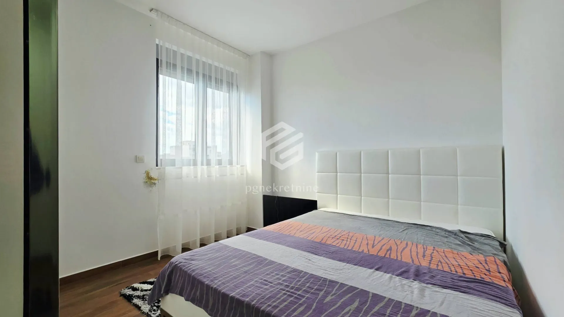 Rent, two bedroom apartment, 69m², Centar, Bar