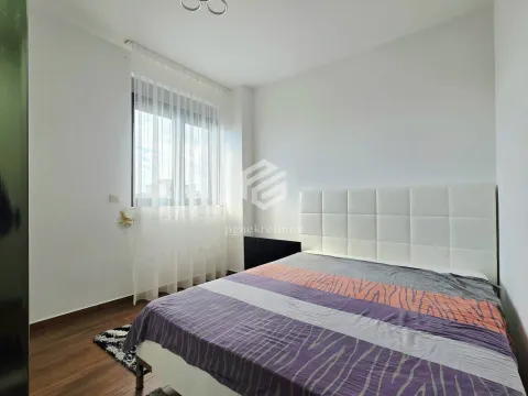 Rent, two bedroom apartment, 69m², Centar, Bar - image 16