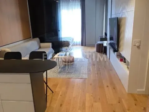 Rent, two bedroom apartment, 52m², Voždovac Sve Podlokacije, Beograd - image 12