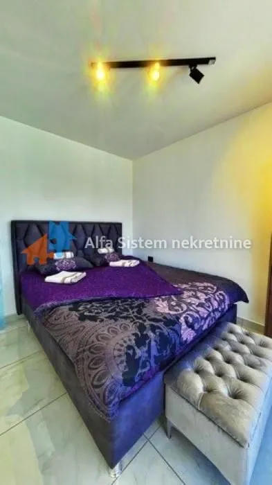 Izdavanje, kuća, 52m², Veliki Mokri Lug, Zvezdara Sve Podlokacije
