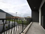 Izdavanje, kuća, 190m², Tološi, Podgorica - image 30