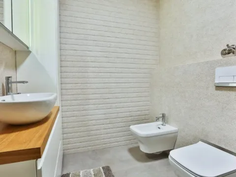 Izdavanje, dvosoban stan, 117m², Centar, Budva - image 11