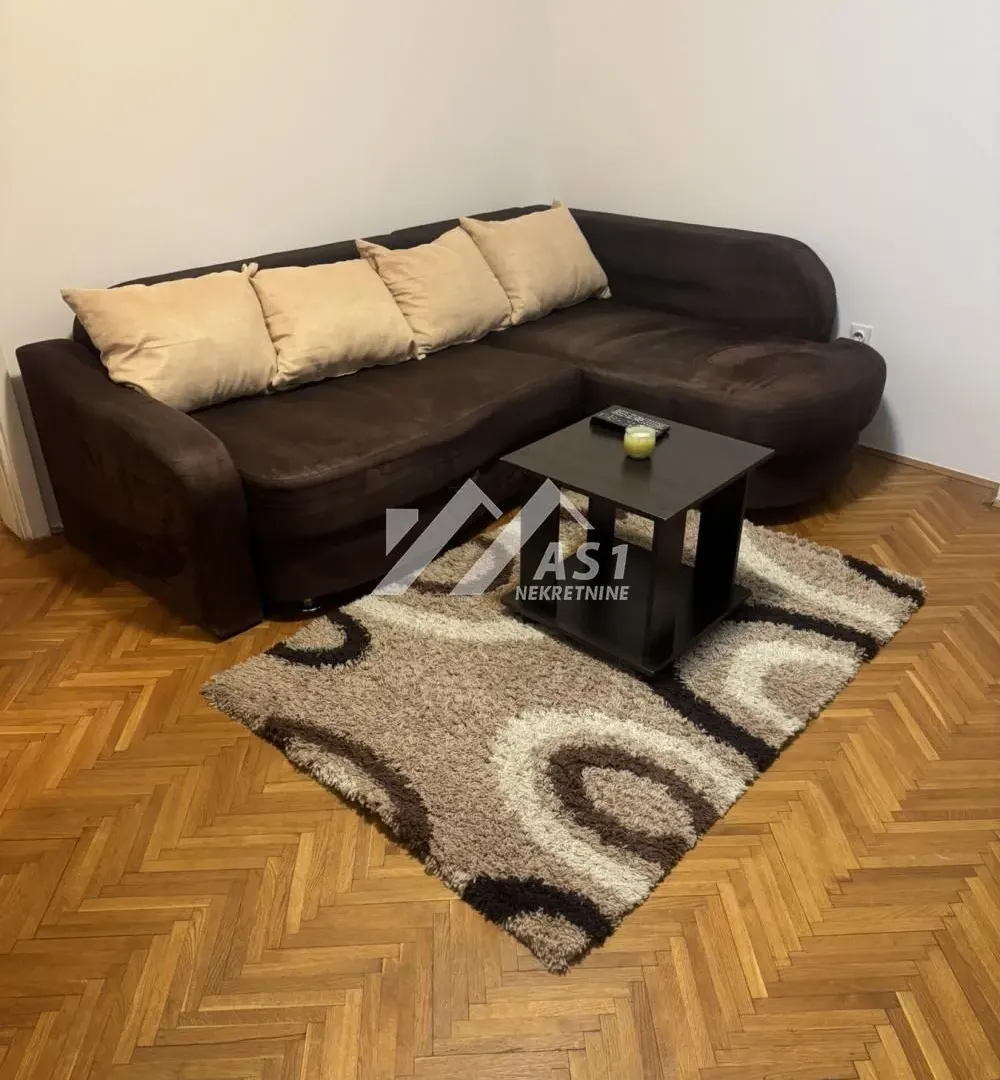 Izdavanje, jednosoban stan, 38m², Liman 1, Novi Sad Sve Podlokacije