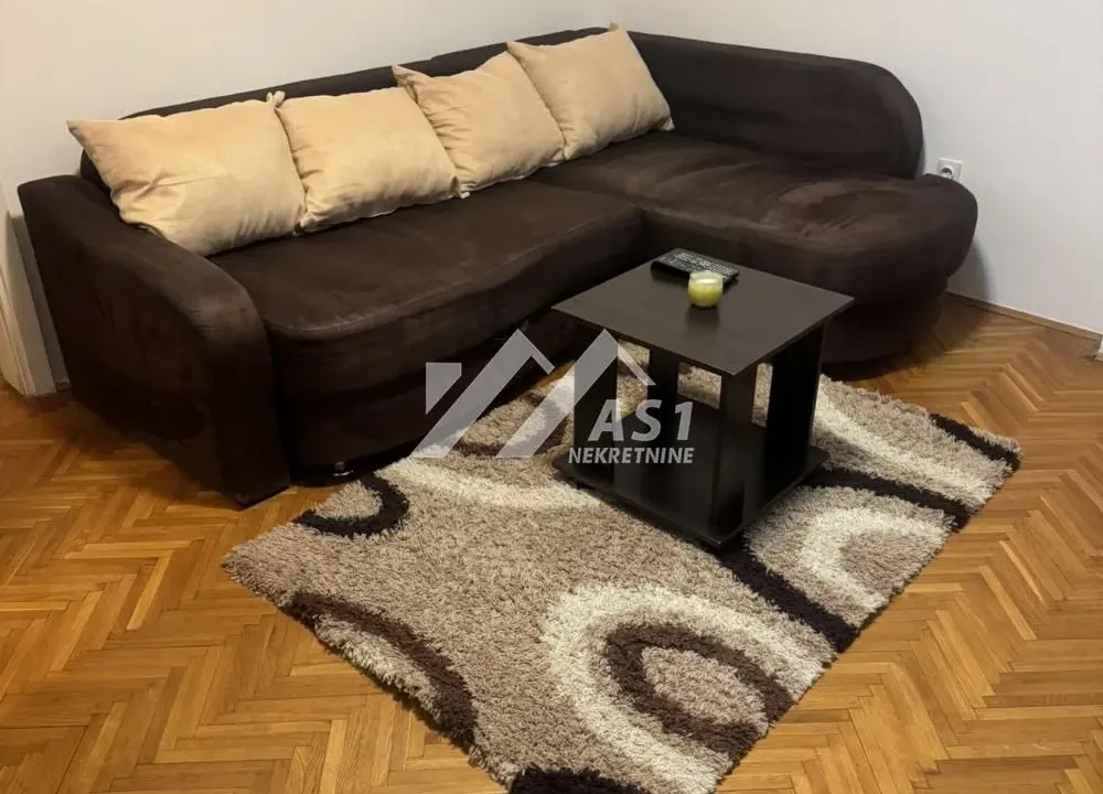 Izdavanje, jednosoban stan, 38m², Liman 1, Novi Sad Sve Podlokacije