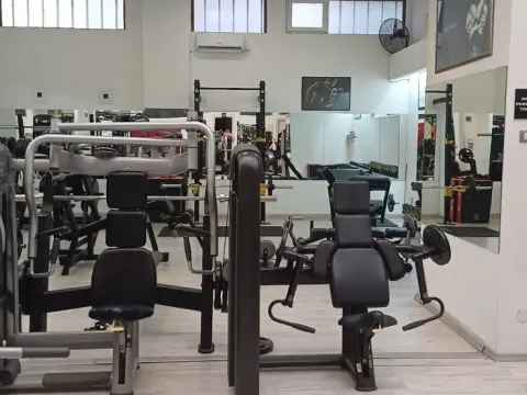 Prodaja, poslovni prostor, 1000m², Vračar, Šid - image 8