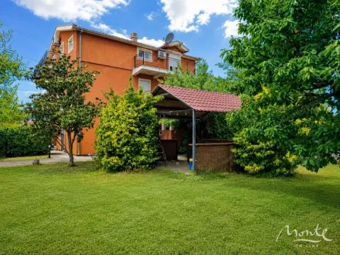 Kuća in Donja Gorica