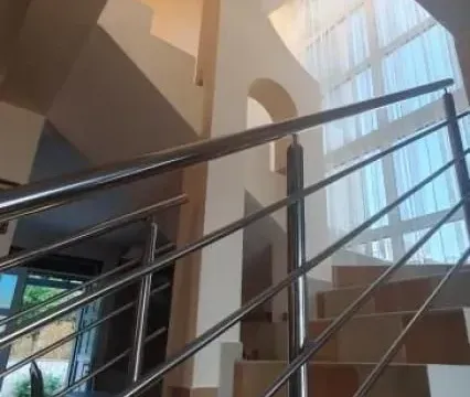 Prodaja, kuća, 330m², Utjeha, Bar - image 3