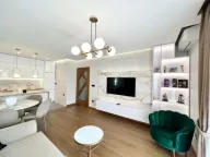 Izdavanje, dvosoban stan, 75m², Podgorica, Crna Gora - image 1