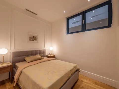 Prodaja, jednosoban stan, 54m², Centar, Tivat - image 9