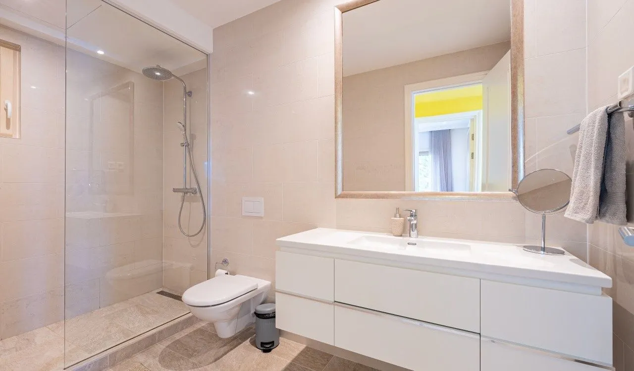 Prodaja, dvosoban stan, 114m², Luštica Bay, Tivat