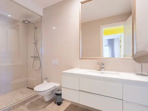 Prodaja, dvosoban stan, 114m², Luštica Bay, Tivat - image 11