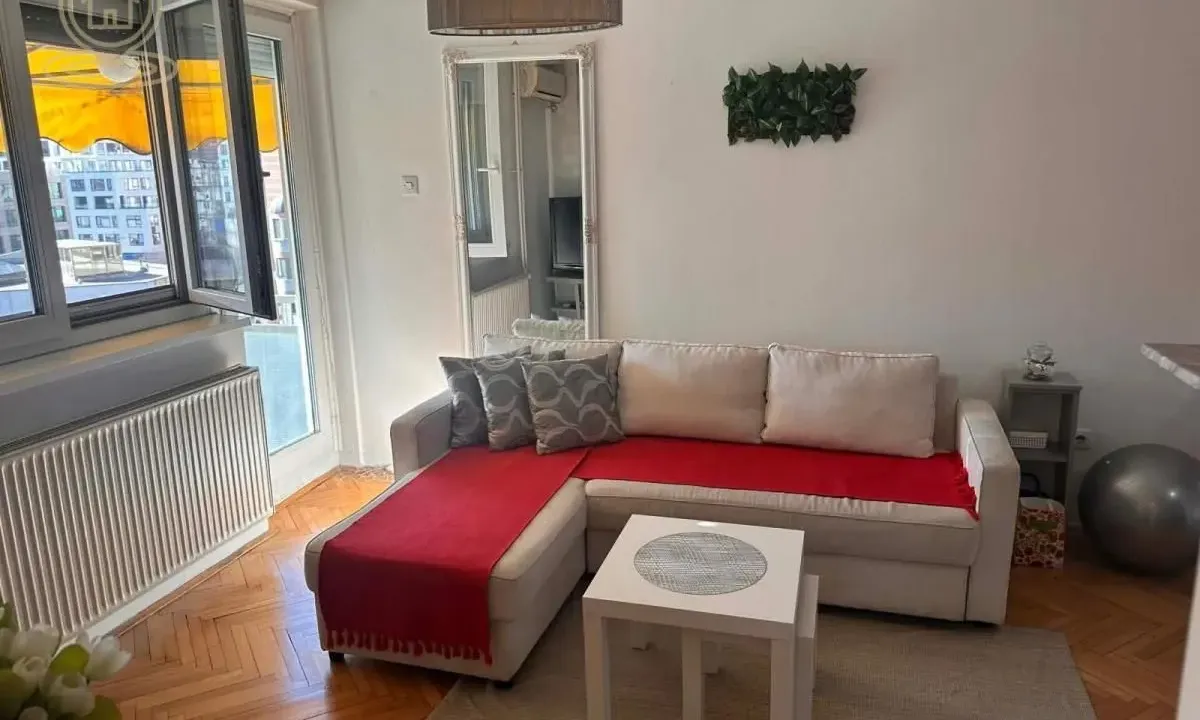 Izdavanje, jednosoban stan, 36m², Sajmište, Novi Sad