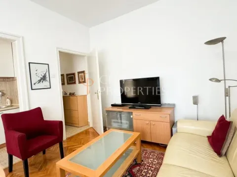 Rent, apartment, 50m², Centar, Podgorica - image 1