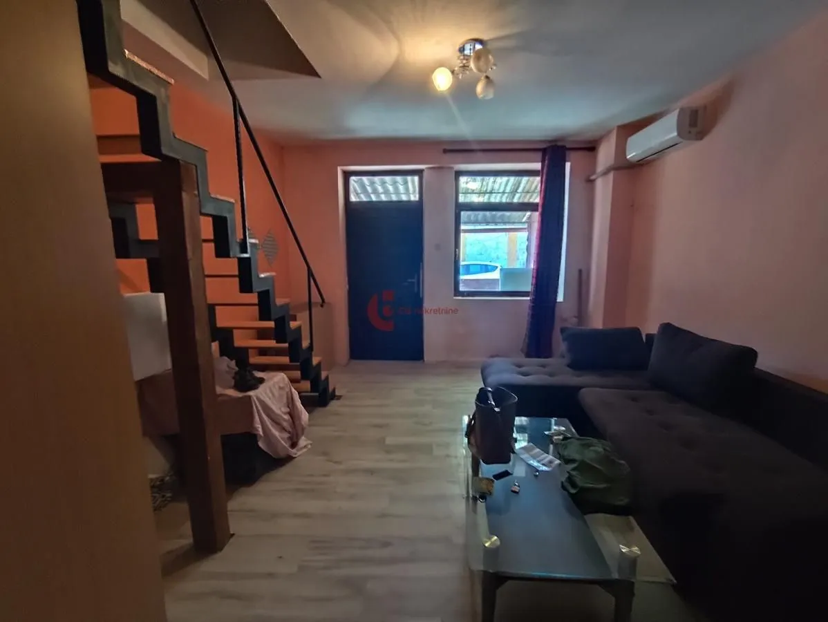 Prodaja, dvosoban stan, 44m², Novo Selo, Subotica