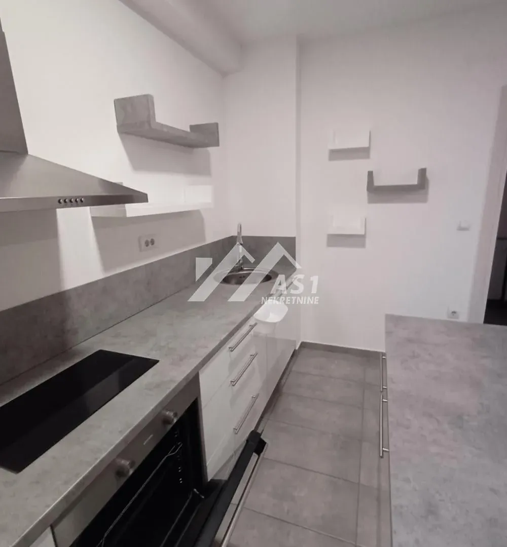 Prodaja, dvosoban stan, 44m², Podbara, Novi Sad Sve Podlokacije