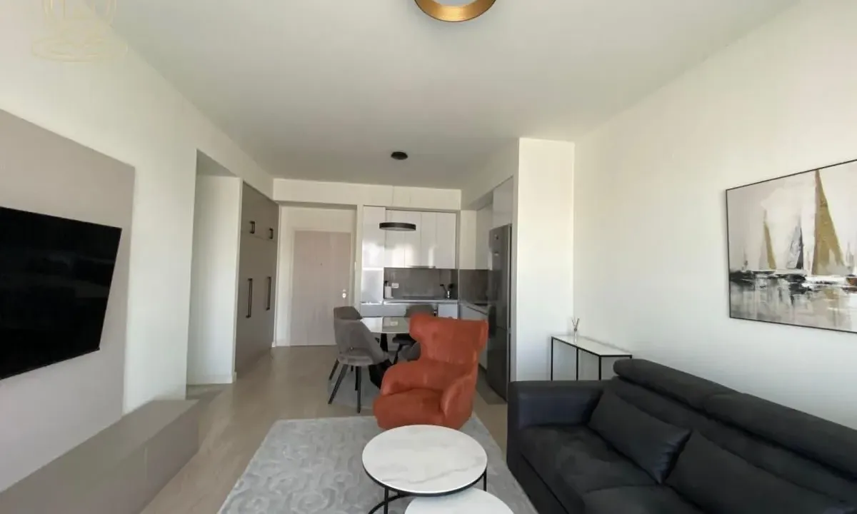 Izdavanje, trosoban stan, 80m², Savski Venac, Beograd