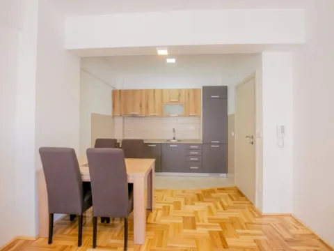 Izdavanje, jednosoban stan, 45m², Zabjelo, Podgorica - image 2