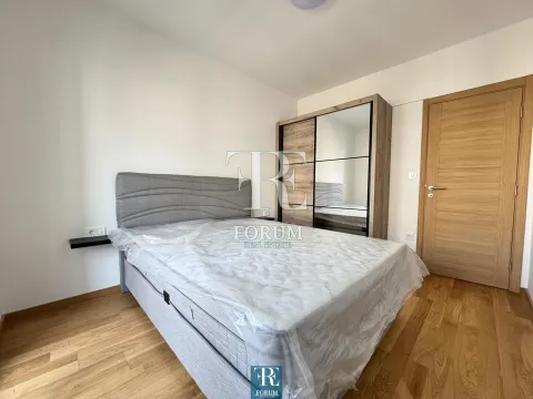 Rent, one bedroom apartment, 50m², City Kvart, Podgorica - image 8