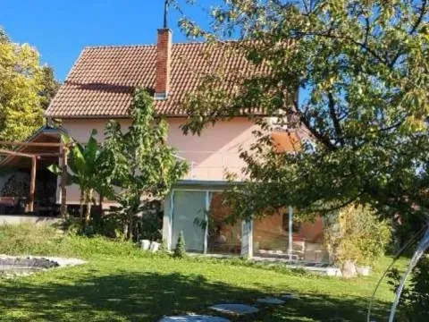 Prodaja, kuća, 282m², Vrčin, Grocka - image 8