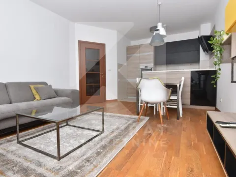 Izdavanje, jednosoban stan, 54m², City Kvart, Podgorica - image 5