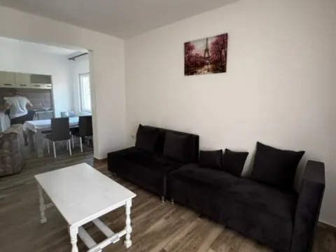 Rent, two bedroom apartment, 84m², Gradiošnica, Tivat