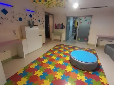 Izdavanje, poslovni prostor, 133m², Centar, Jagodina - image 12