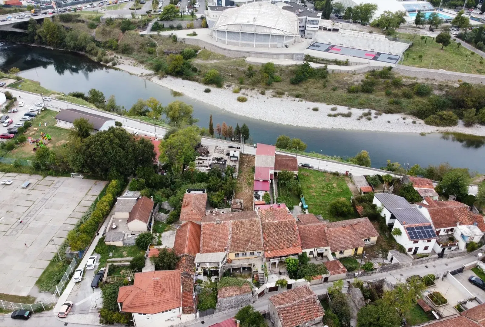 Prodaja, kuća, 105m², Stara Varoš, Podgorica