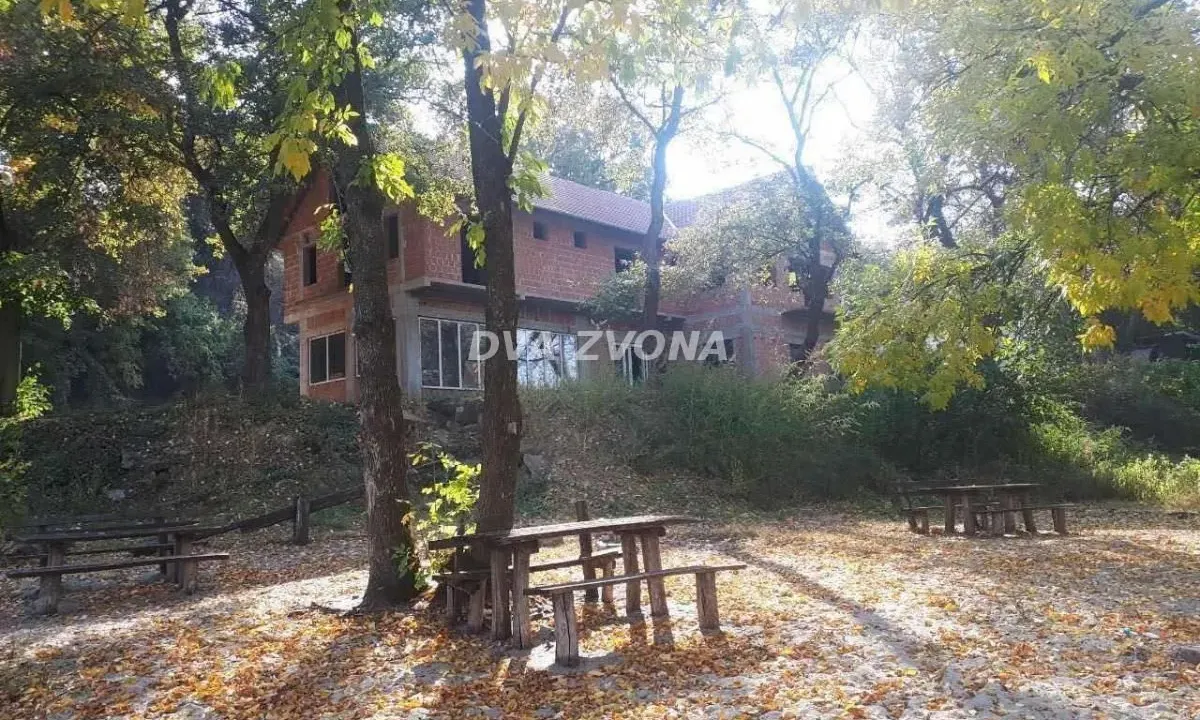 Sale, hospitality venue, 450m², Čortanovci, Inđija