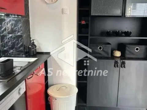 Izdavanje, trosoban stan, 80m², Novi Beograd Sve Podlokacije, Beograd - image 8