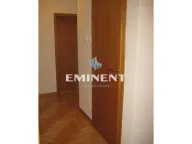 Izdavanje, trosoban stan, 80m², Denkova Basta, Zvezdara Sve Podlokacije - image 9