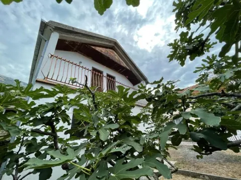 Sale, house, 110m², Sutomore, Bar - image 1