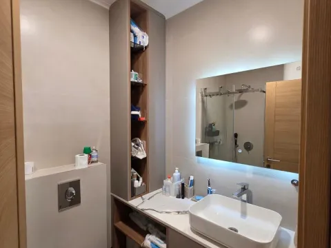 Izdavanje, jednosoban stan, 48m², New City, Podgorica - image 6