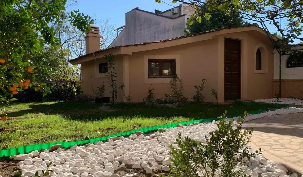 Izdavanje, trosoban stan, 110m², Gorica C, Podgorica