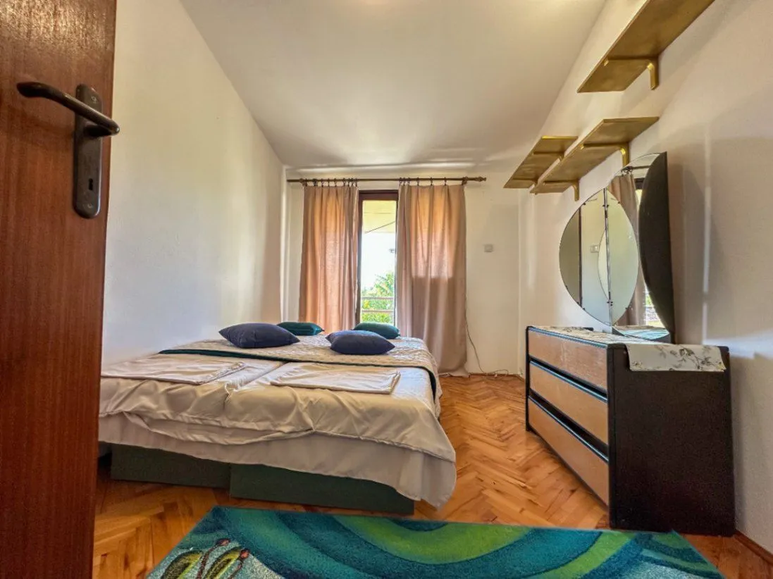 Izdavanje, kuća, 150m², City Kvart, Podgorica