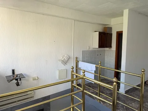 Izdavanje, poslovni prostor, 60m², Makedonsko naselje, Bar - image 7