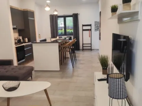 Sale, one bedroom apartment, 57m², Bečići, Budva - image 5