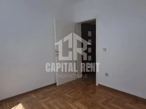 Rent, four bedroom apartment, 62m², Senjak, Beograd - image 9