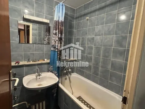 Izdavanje, trosoban stan, 80m², Višnjička Banja, Palilula Sve Podlokacije - image 11